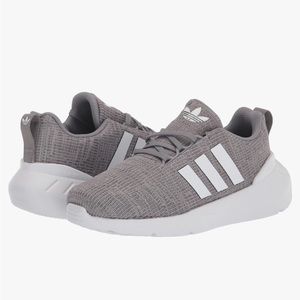 Adidas Toddler Swift Run size 9K